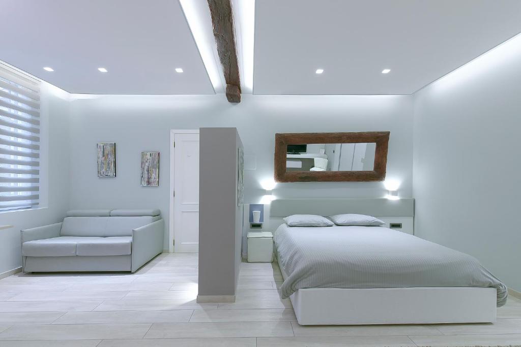 MANDRIA APARTMENTS 1 2 room 3
